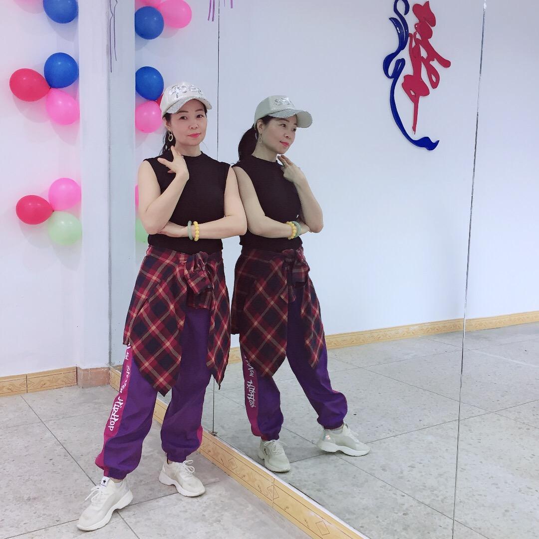 芬芬《橱窗有家居服分享》