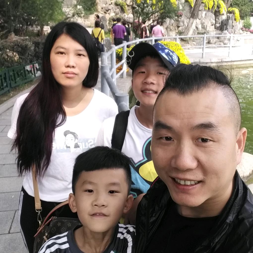 美发阿宝与美发英子