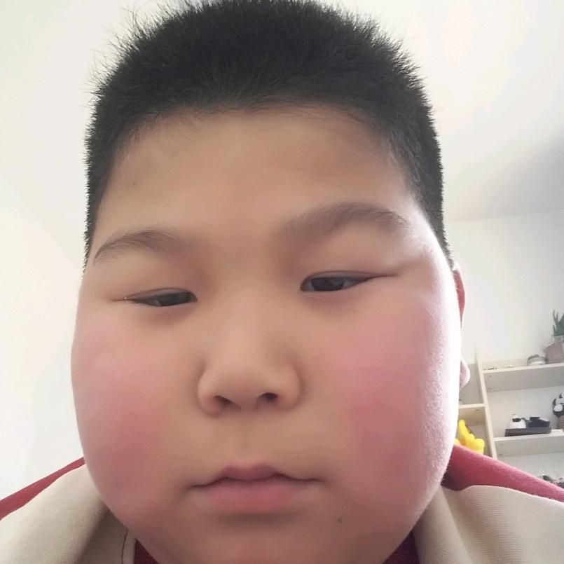闫妮