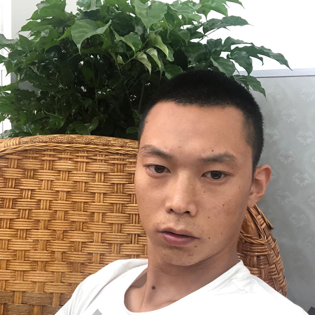 新能源渣土车王兵兵