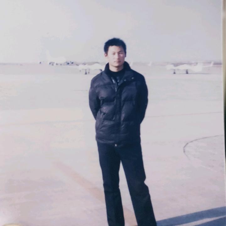 国际机场，小林哥