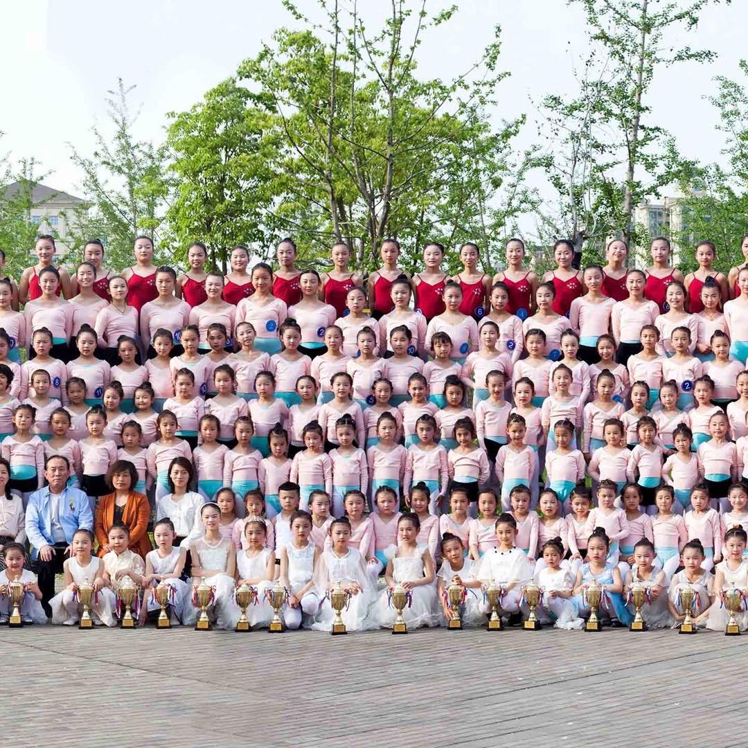 襄阳君儿艺术学校
