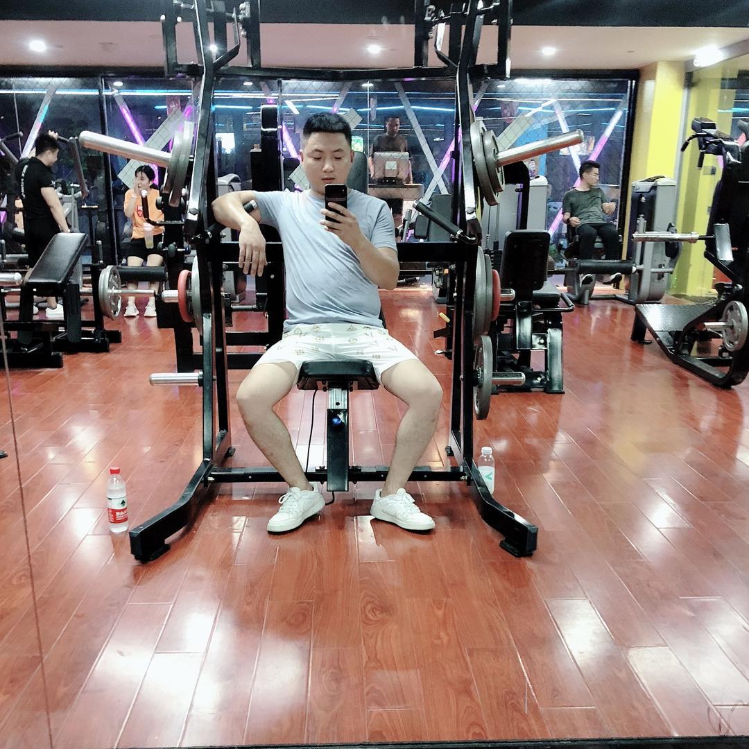 小刘不喝酒一喝喝一宿