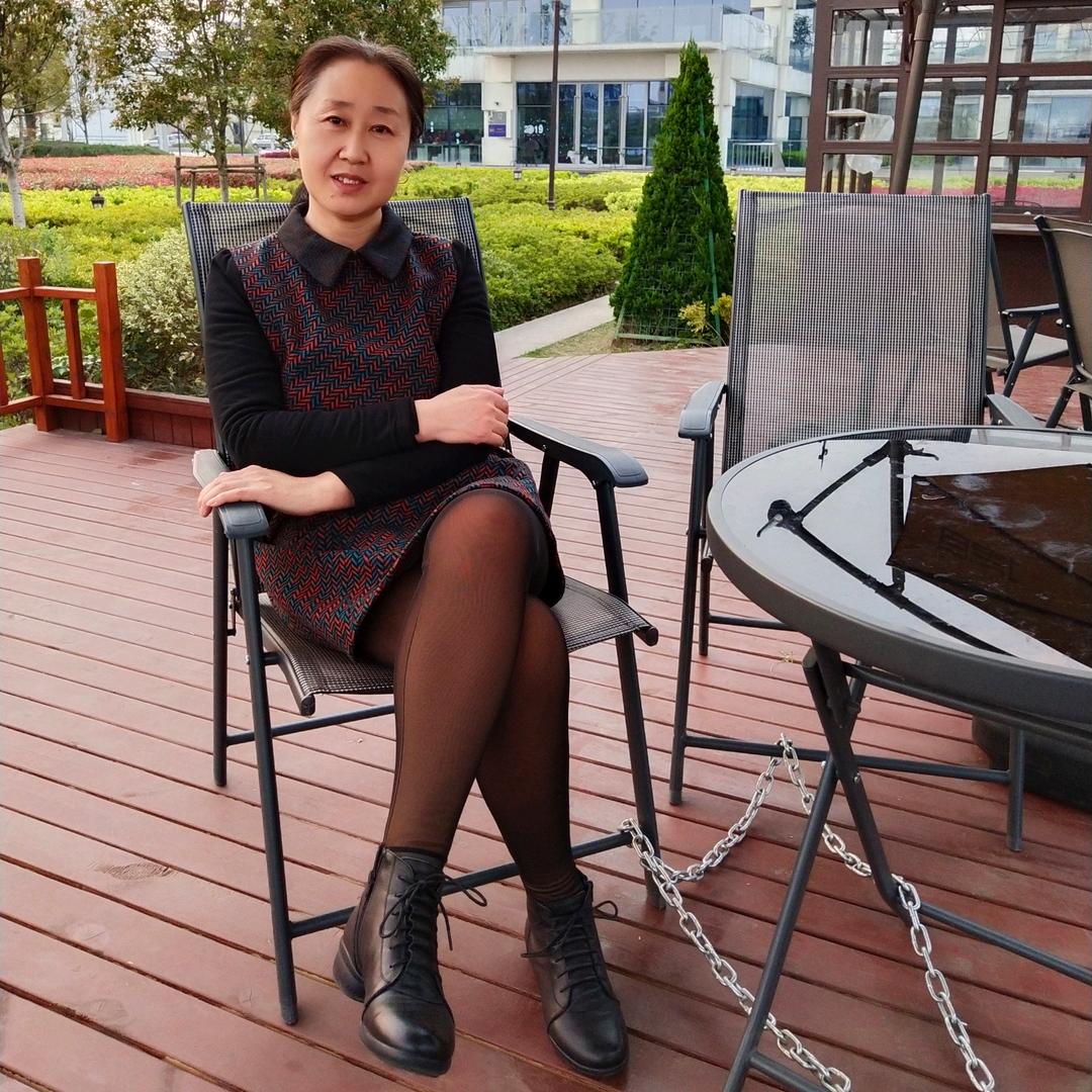 才女丽人