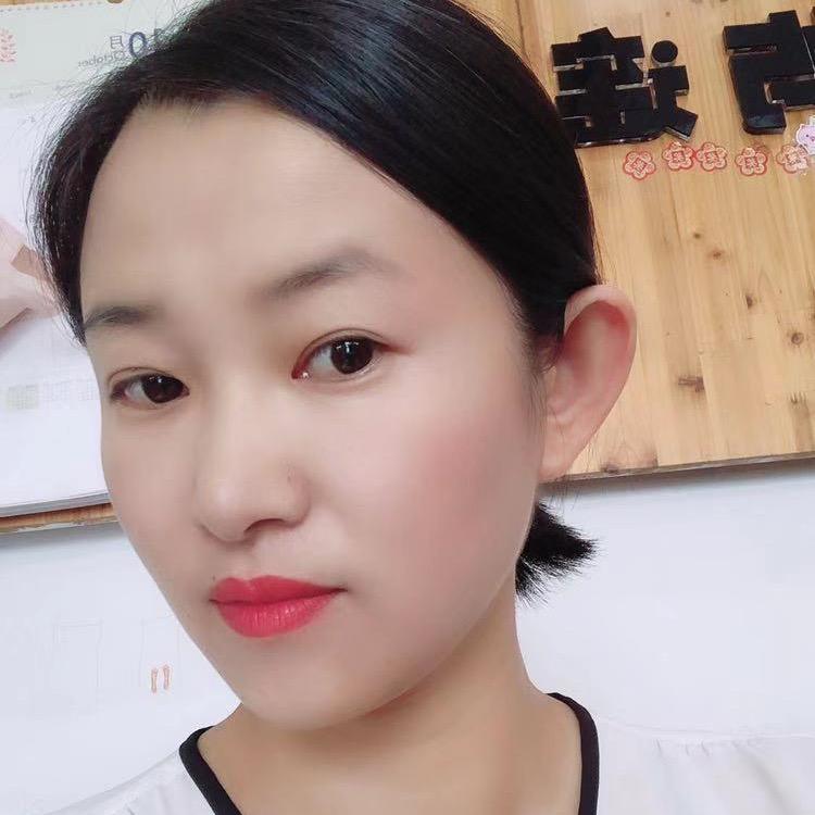 国燕男装牛仔