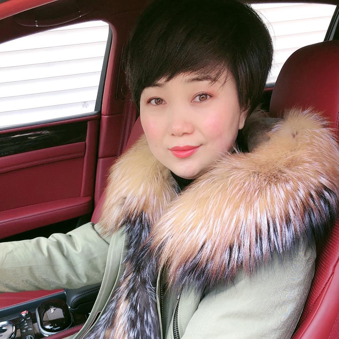 佐佰妮定制服装店