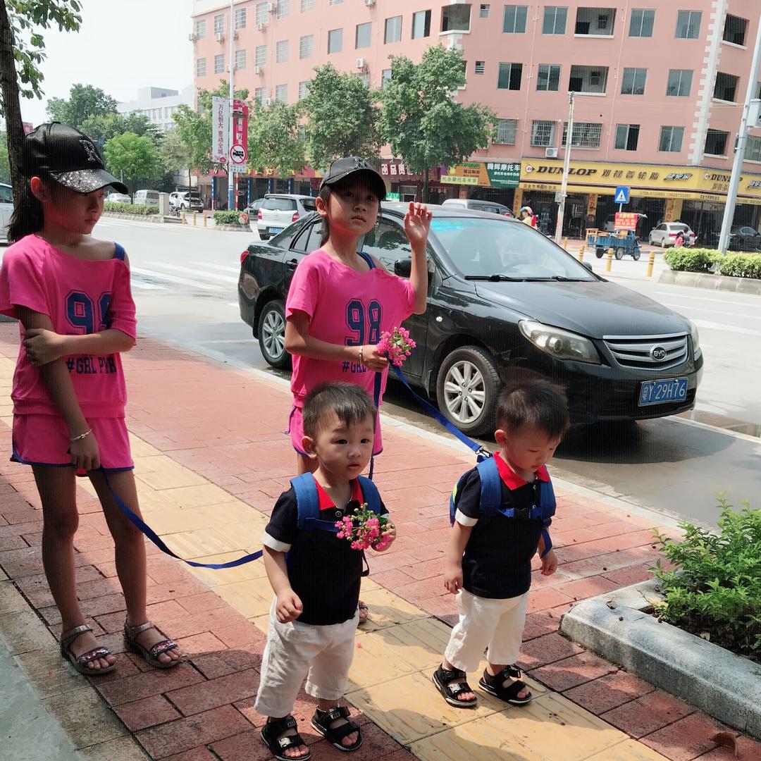 我的双双胞胎们