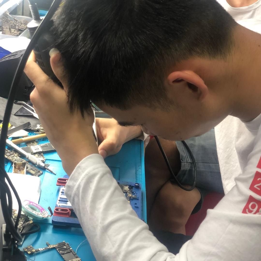 小钢炮手机维修