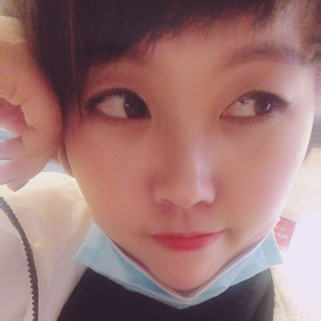 坦荡的欣