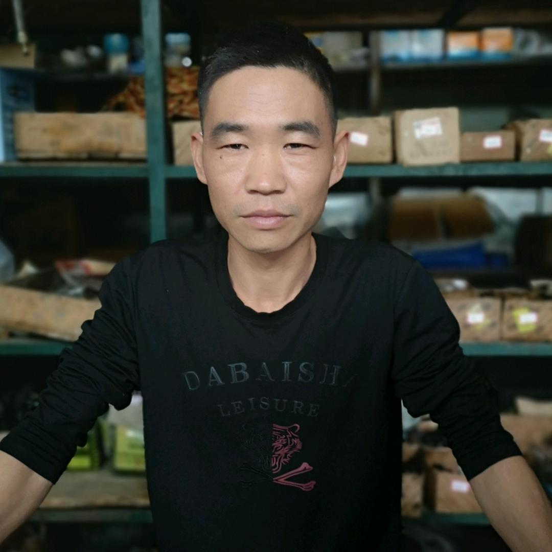 刘利