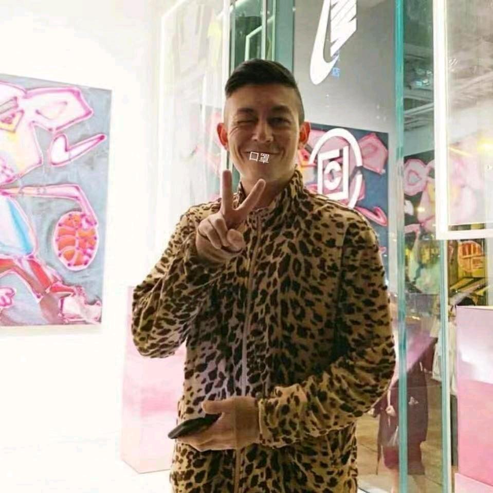👈