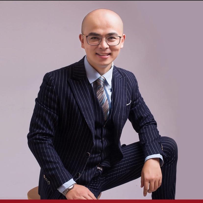 郑东有束光