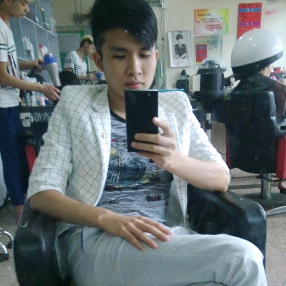 Lᵒᵛᵉᵧₒᵤ无缘°ꦿ⁵²º᭄