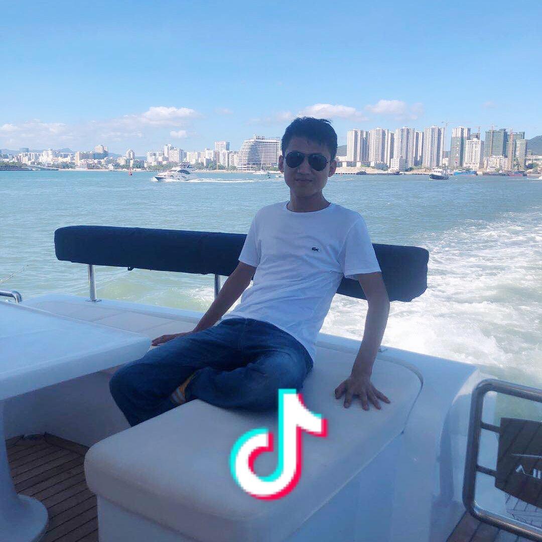 李哲😷⚪️⚫️