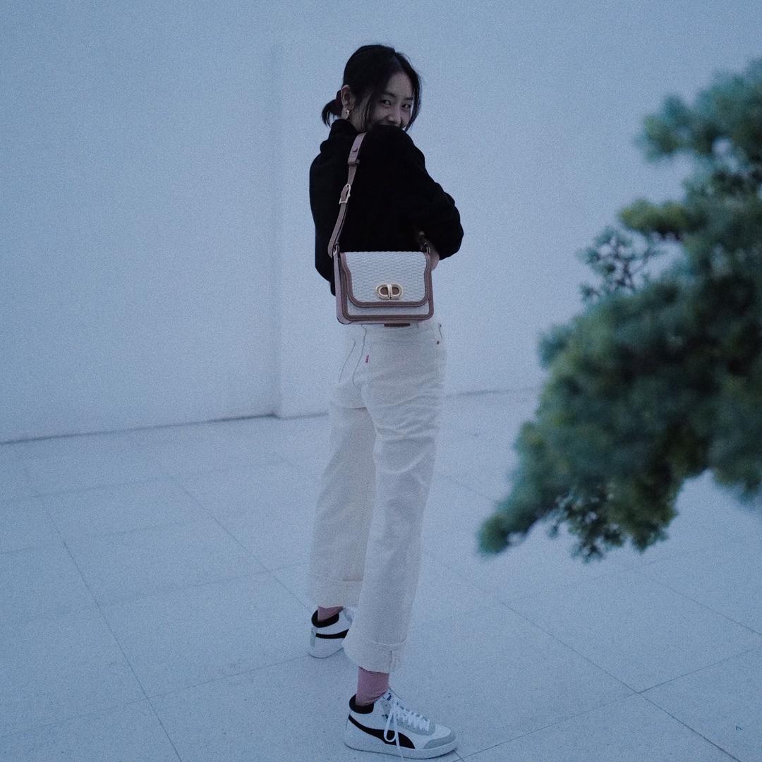 小王同学爱蹦高