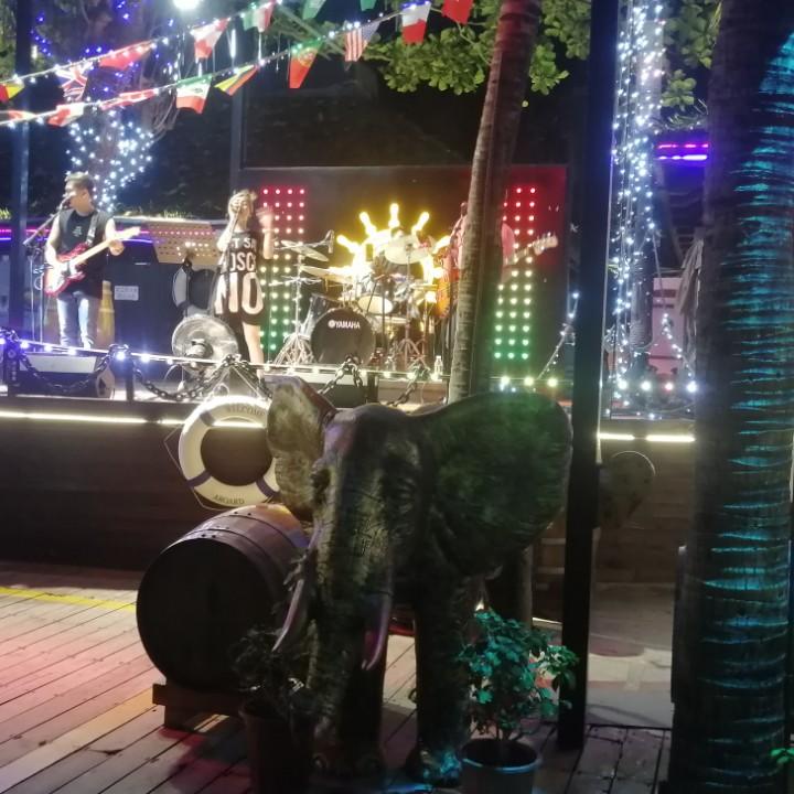 用户2133901561641懂得