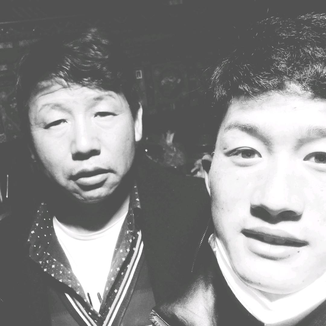 没有人能决定你的快乐，除了你自己