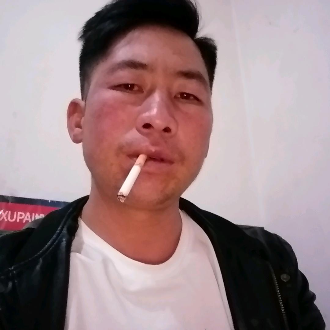 彭小军。做人很难。挣钱很累！