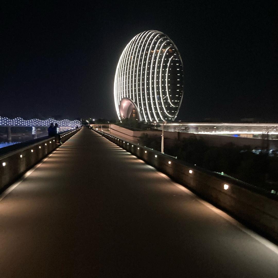 一梦两三年