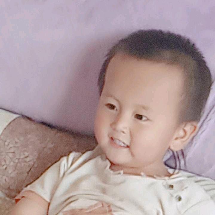 齐平