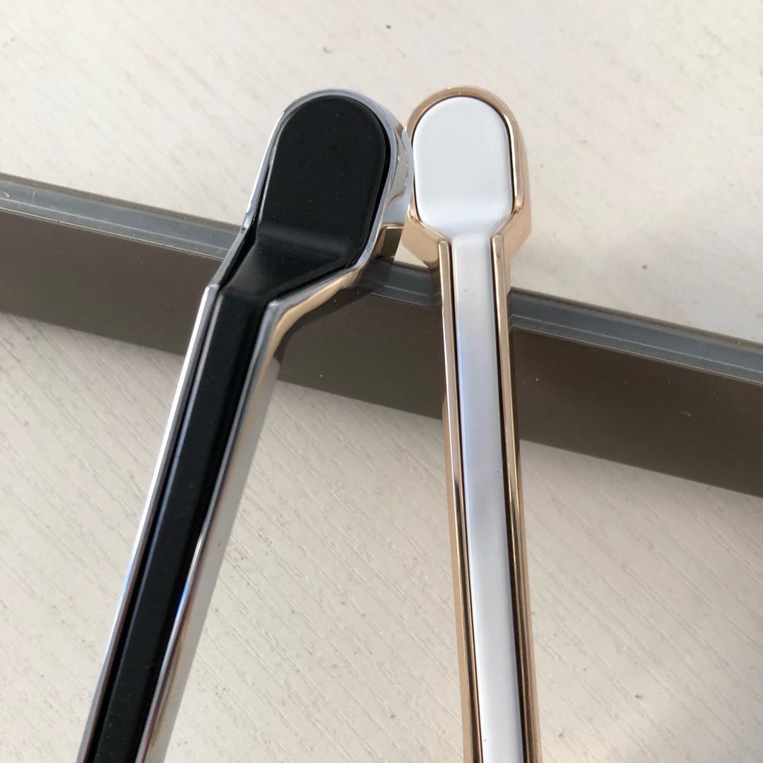 卖拉手的老男人