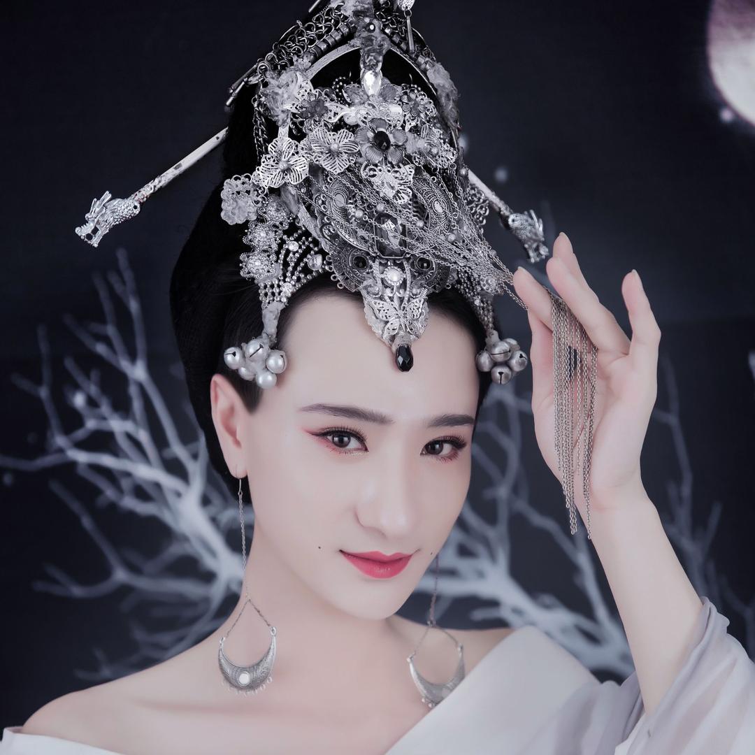 反串艺人洋洋
