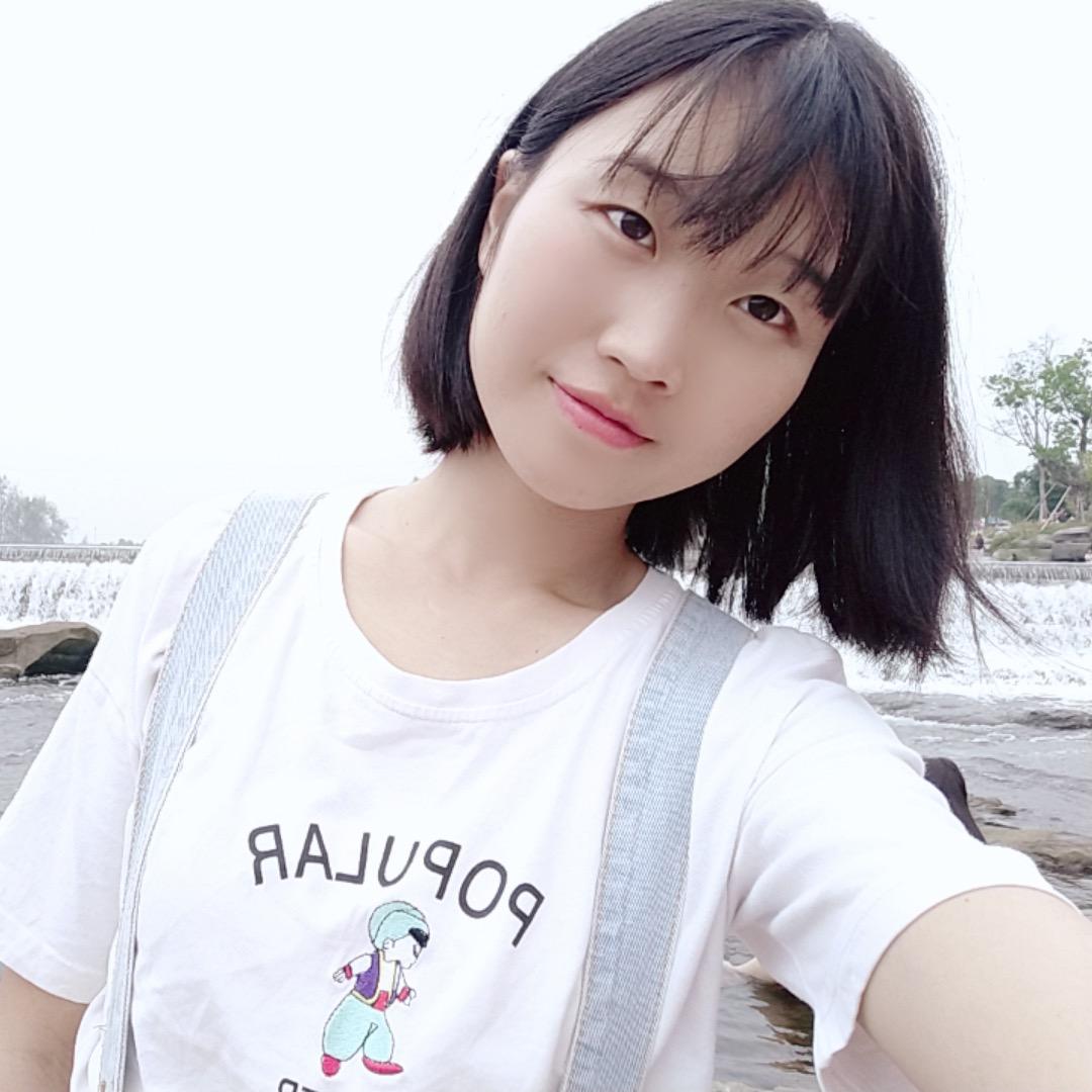 圆脸艾娜吖