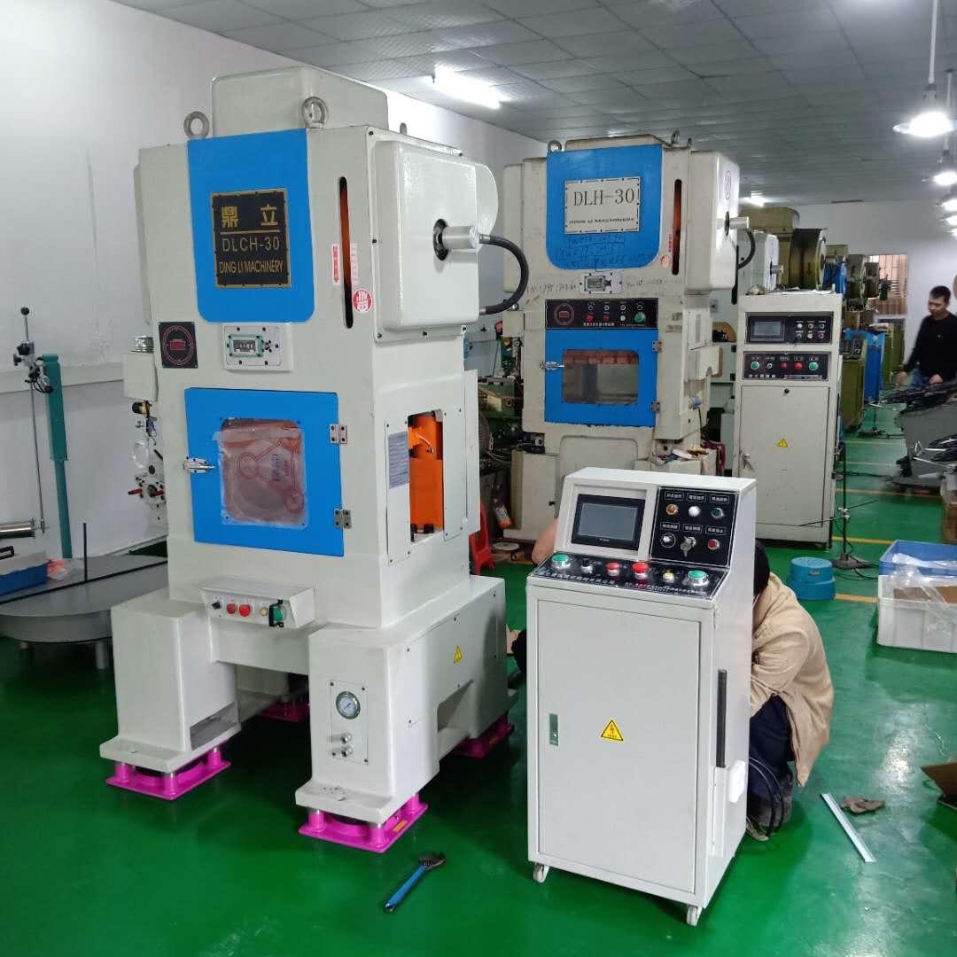 鼎立广汇高速冲床姚生