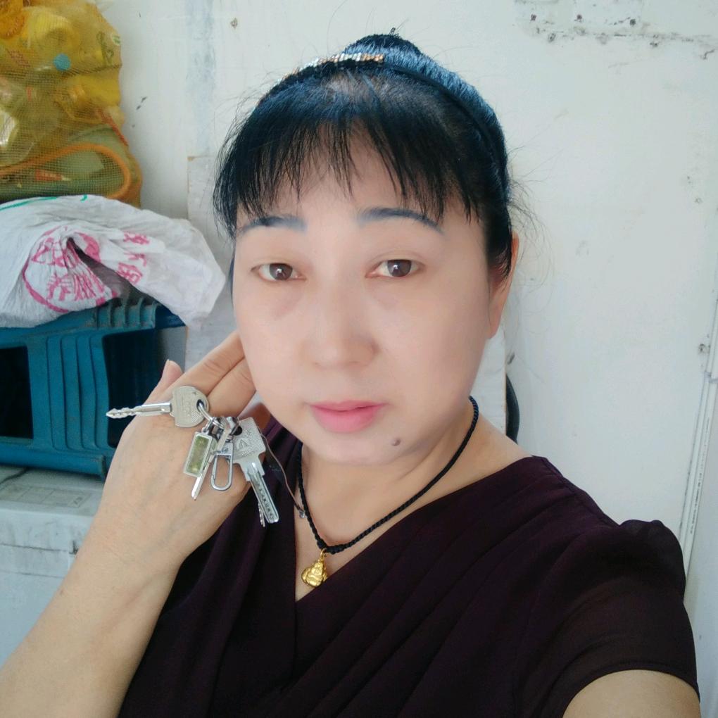 英子