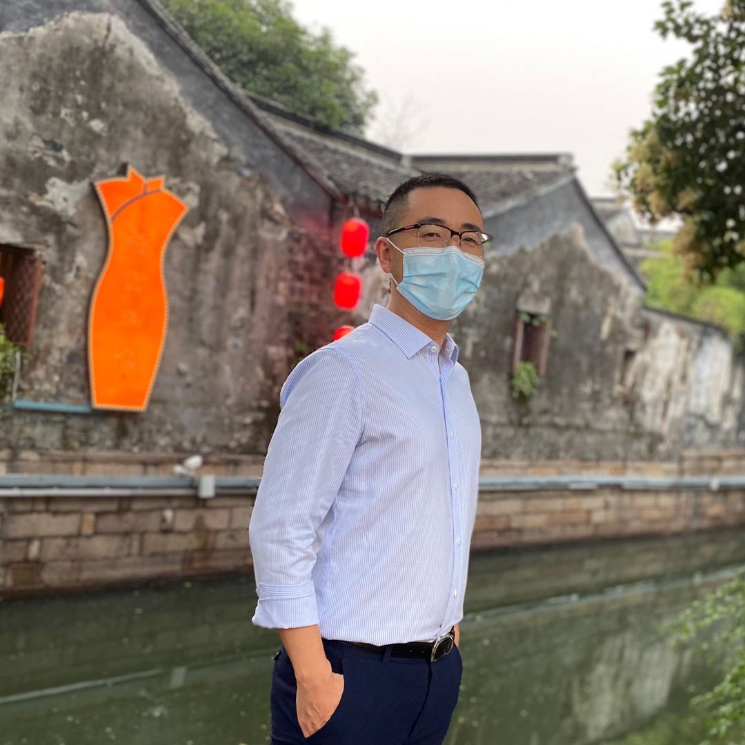 罗杰