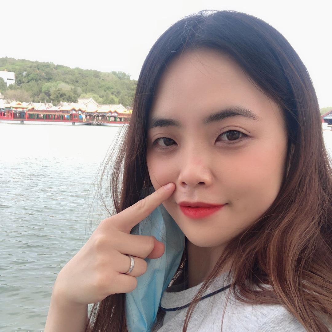 卖卖卖🍎🍎…………卖苹果啦