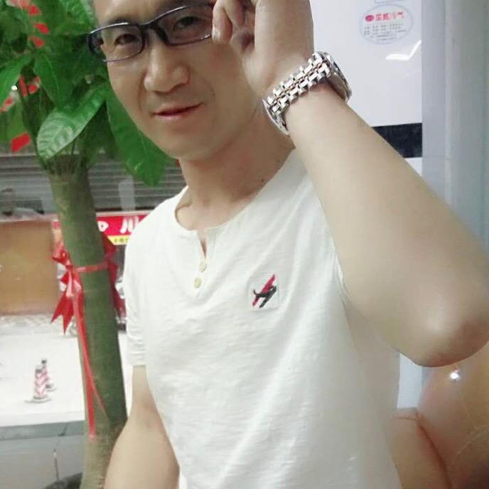 老男人专做牛仔上衣