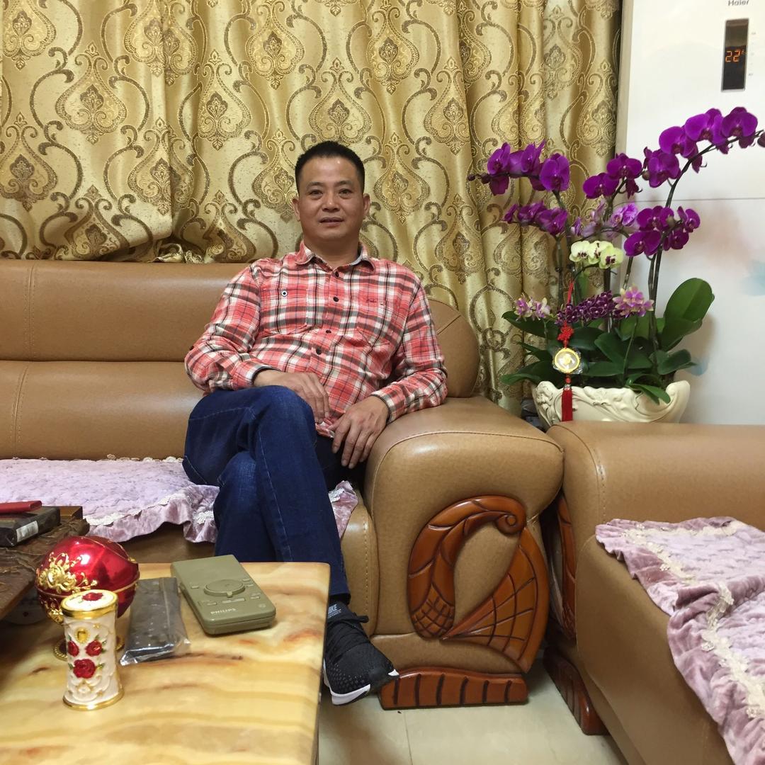 钟国伟-承包宴席