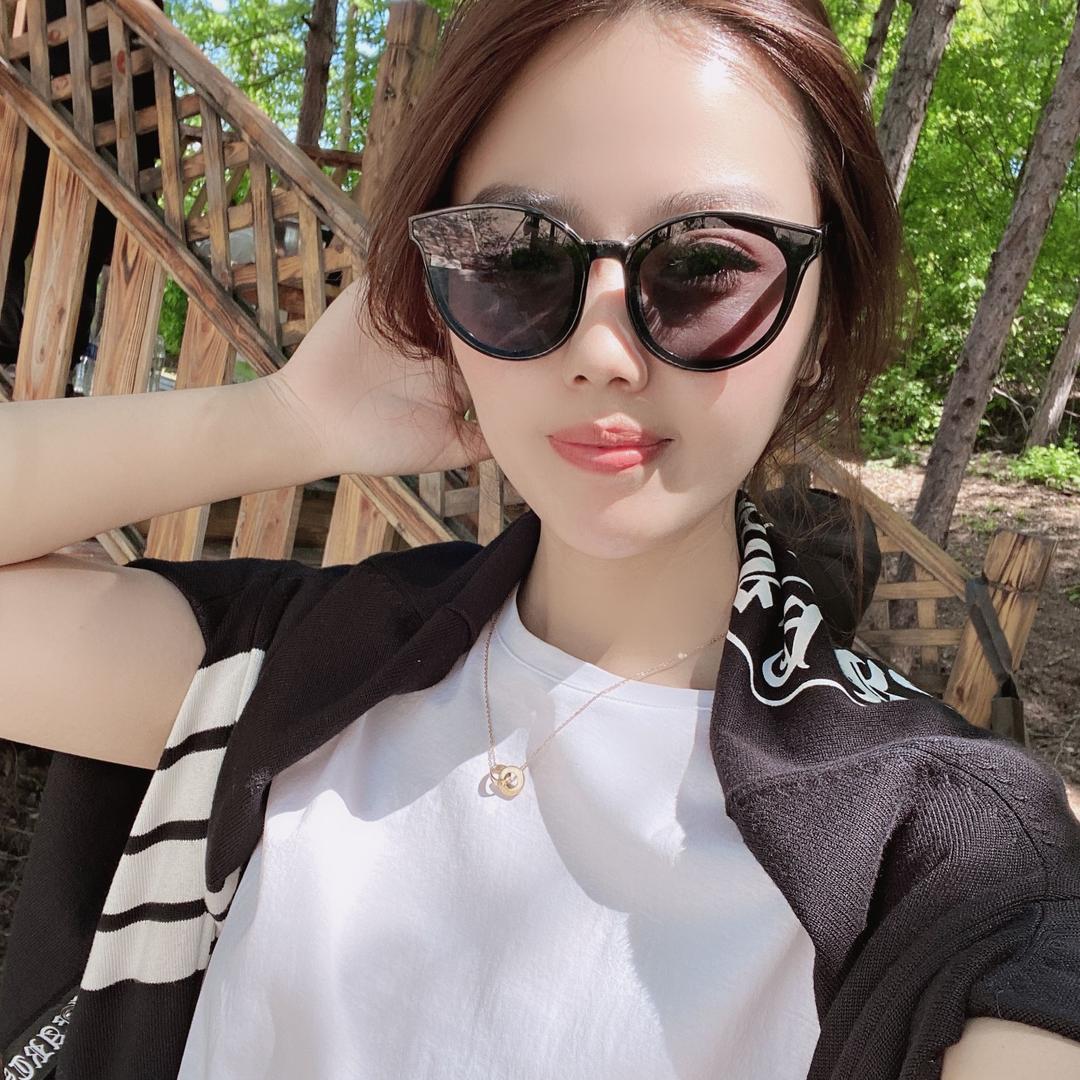 Zhou 璐🌺🐝🐝