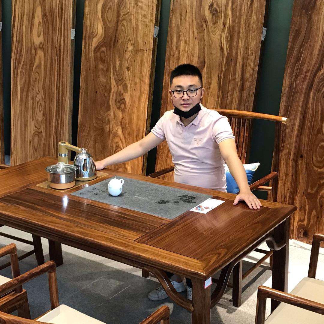 菱森大板家具店