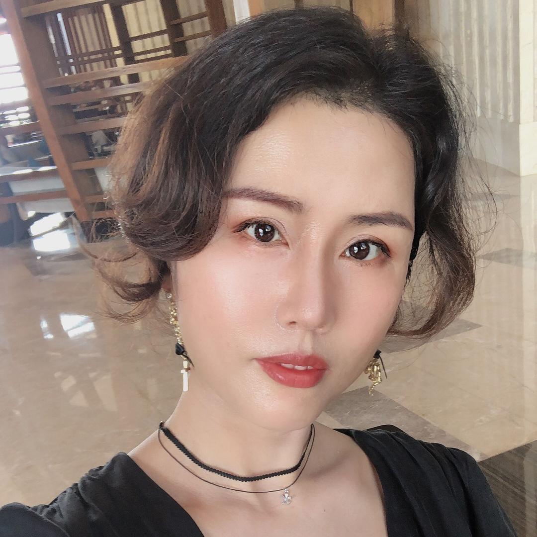 蜜桃妹妹