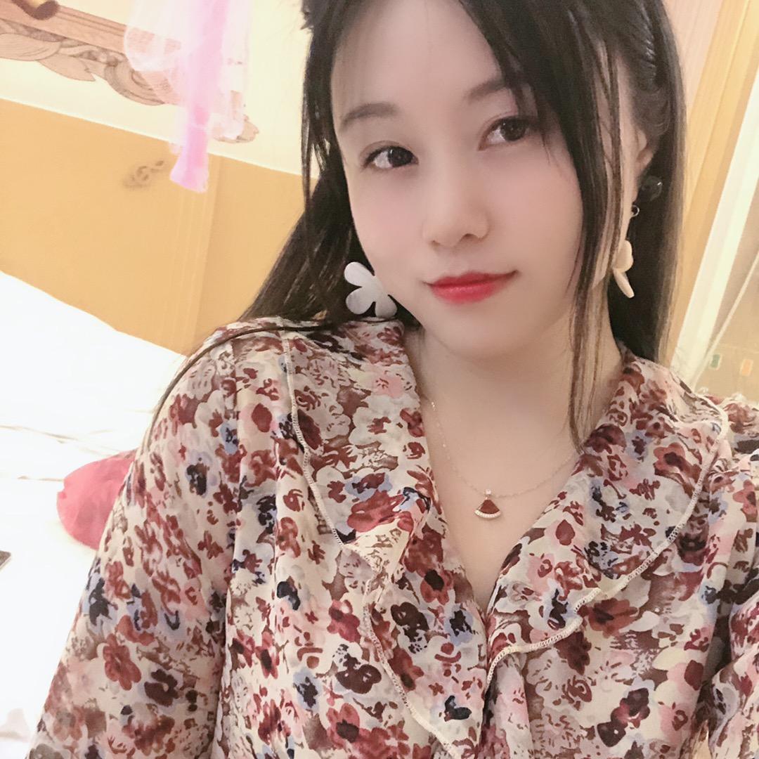张清清（东坑村花）