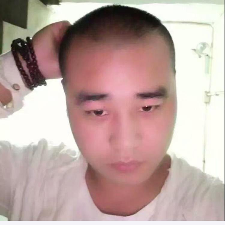 戚磊
