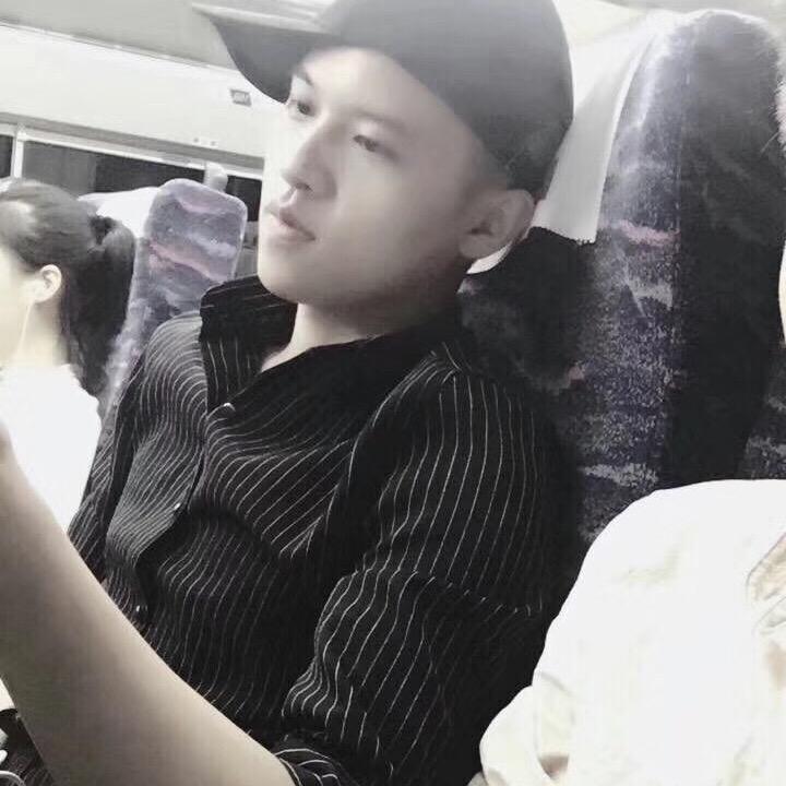 沪上金融  邱老师