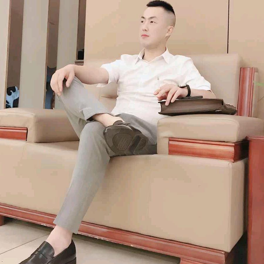 何必当真.