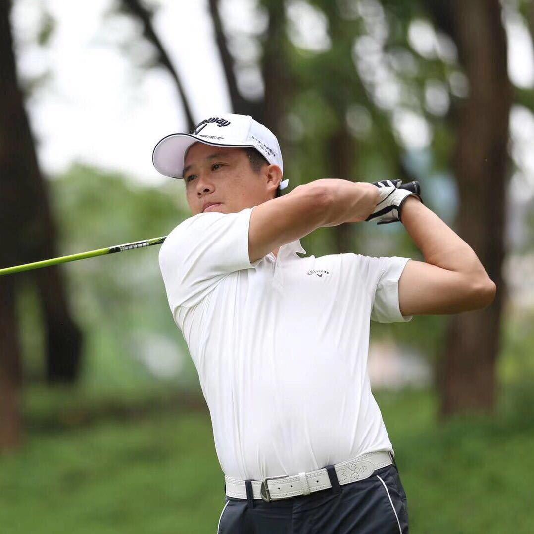 高尔夫职业教练