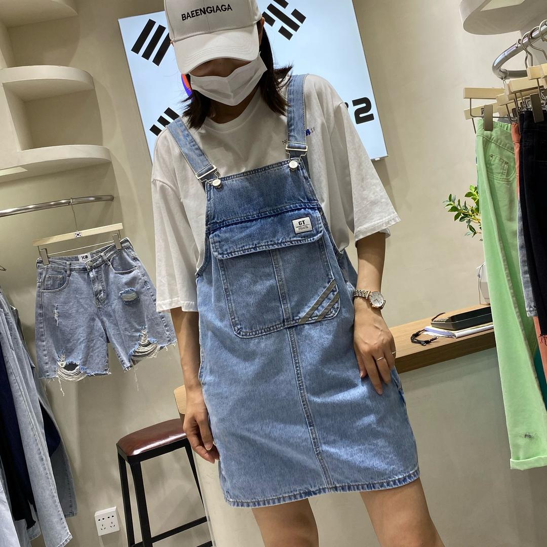 飞哥服装工厂