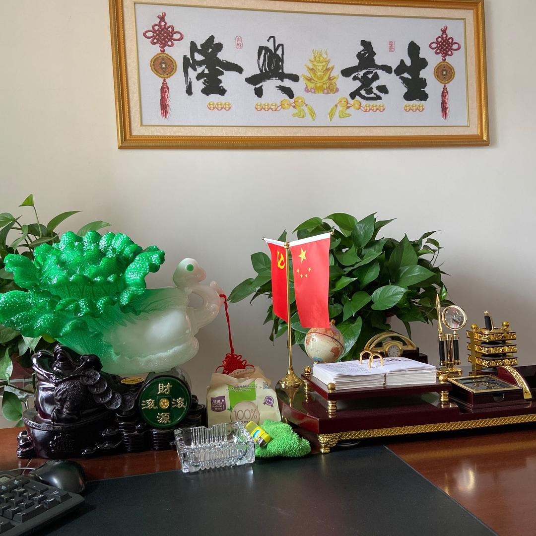 嘴欠就得挨巴掌