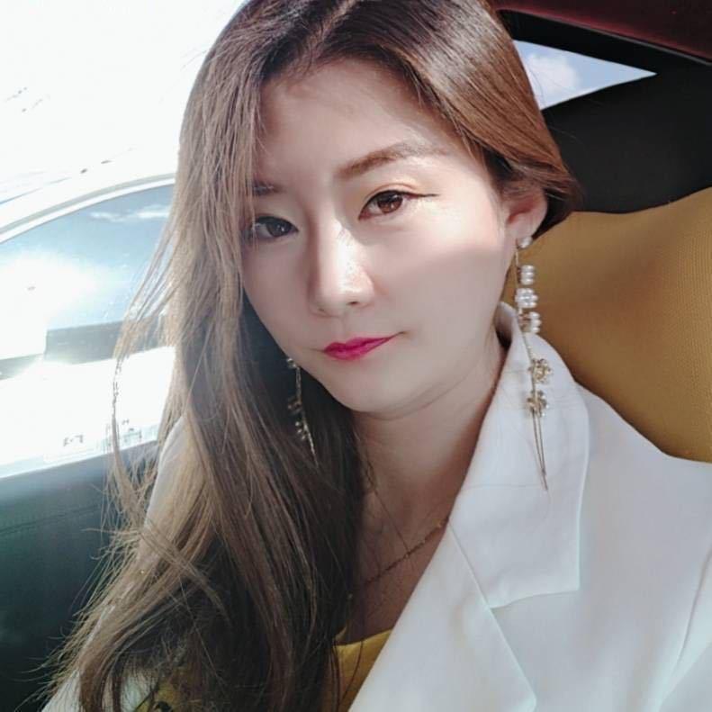 依兰县邓禄普轮胎小娟