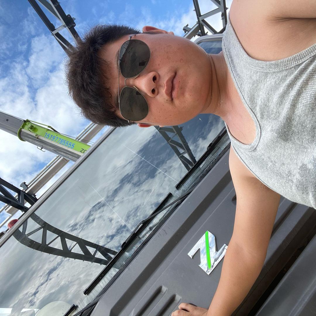 腾达吊装  萧璨文