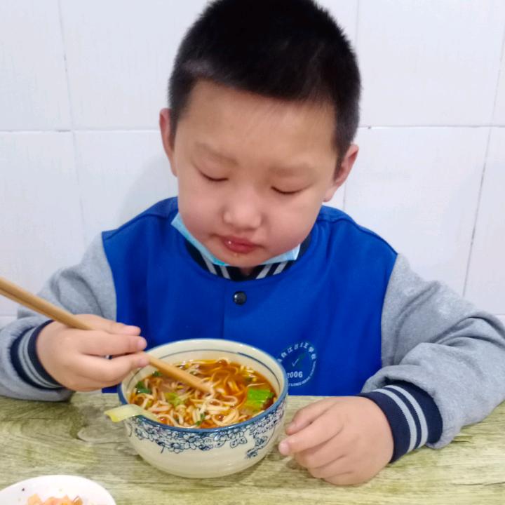 桂某某
