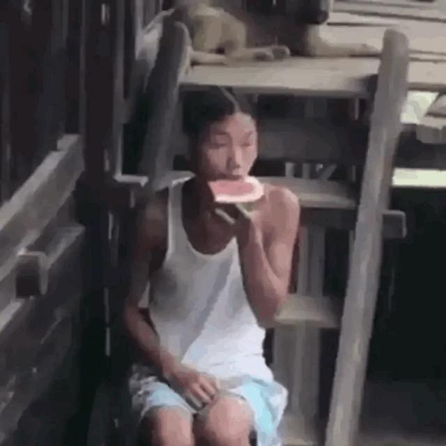 百轨夜巡