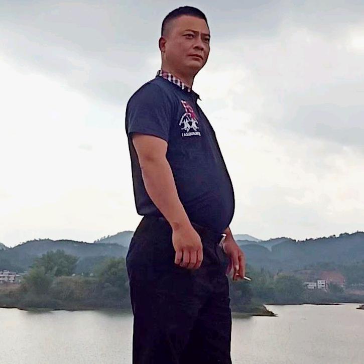 德龙汽修