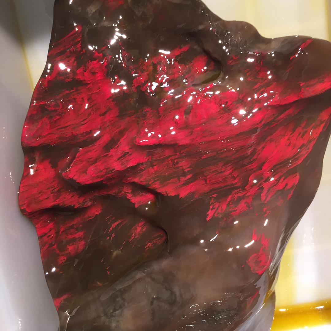 石美昌化鸡血石