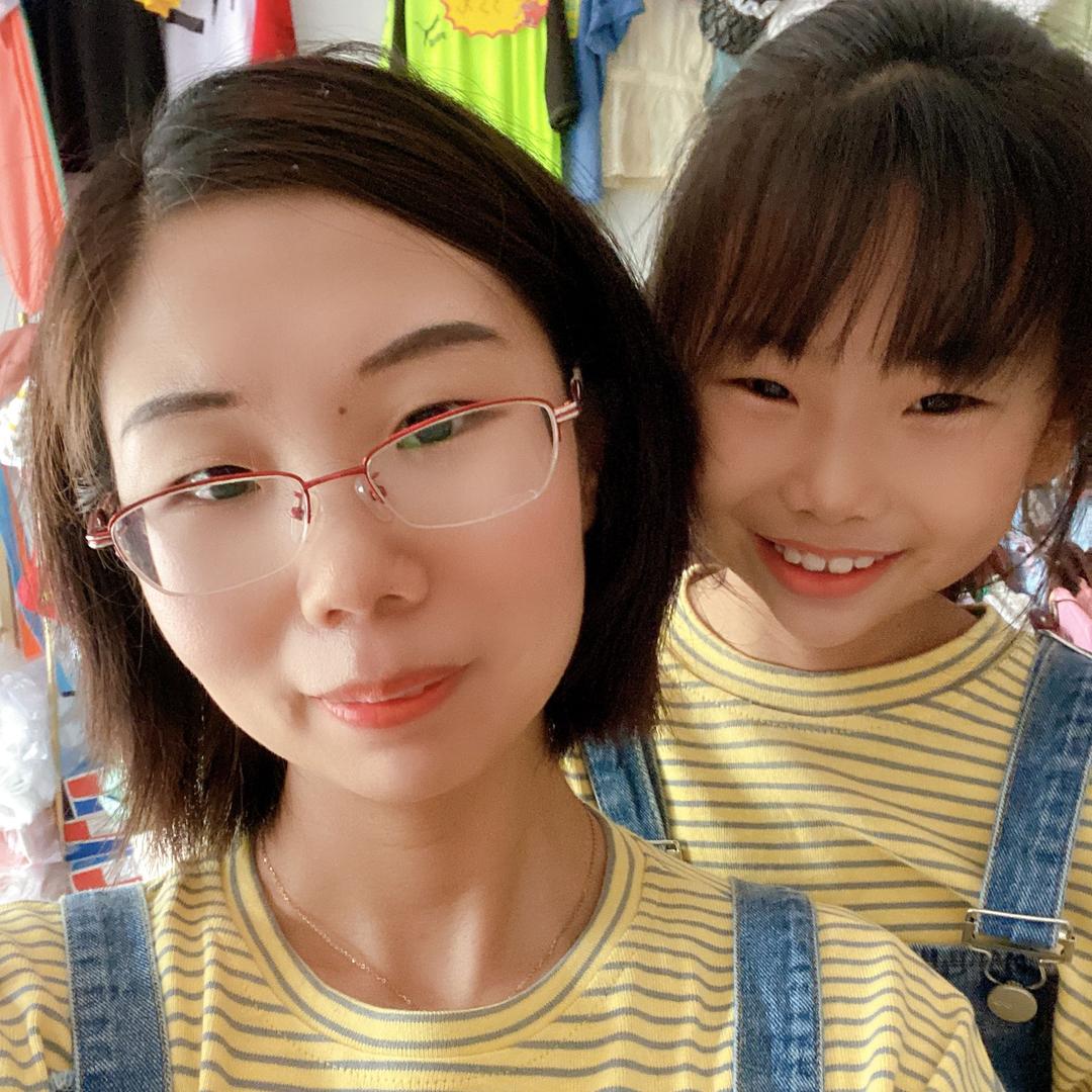 魏桥小树苗童装